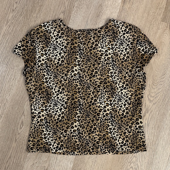Vintage Leopard Print Short Sleeve Top - Picture 5 of 8
